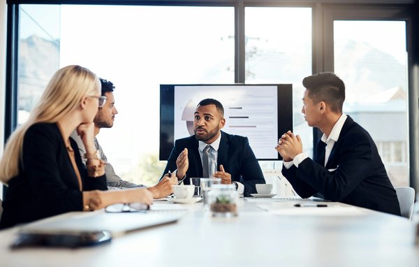 Décuplez votre carrière avec les formations d'experts d'efe